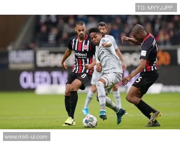 桑恩达与谢夫的巅峰对决谁能笑到最后精彩赛事前瞻与分析